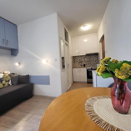 Mali Apartman U Centru Makarska Luaran gambar