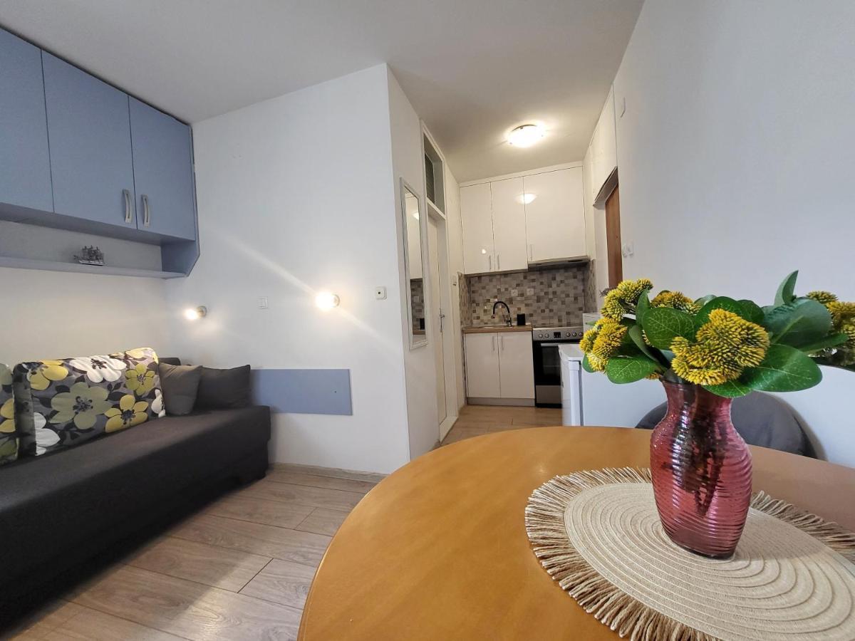 Mali Apartman U Centru Makarska Luaran gambar