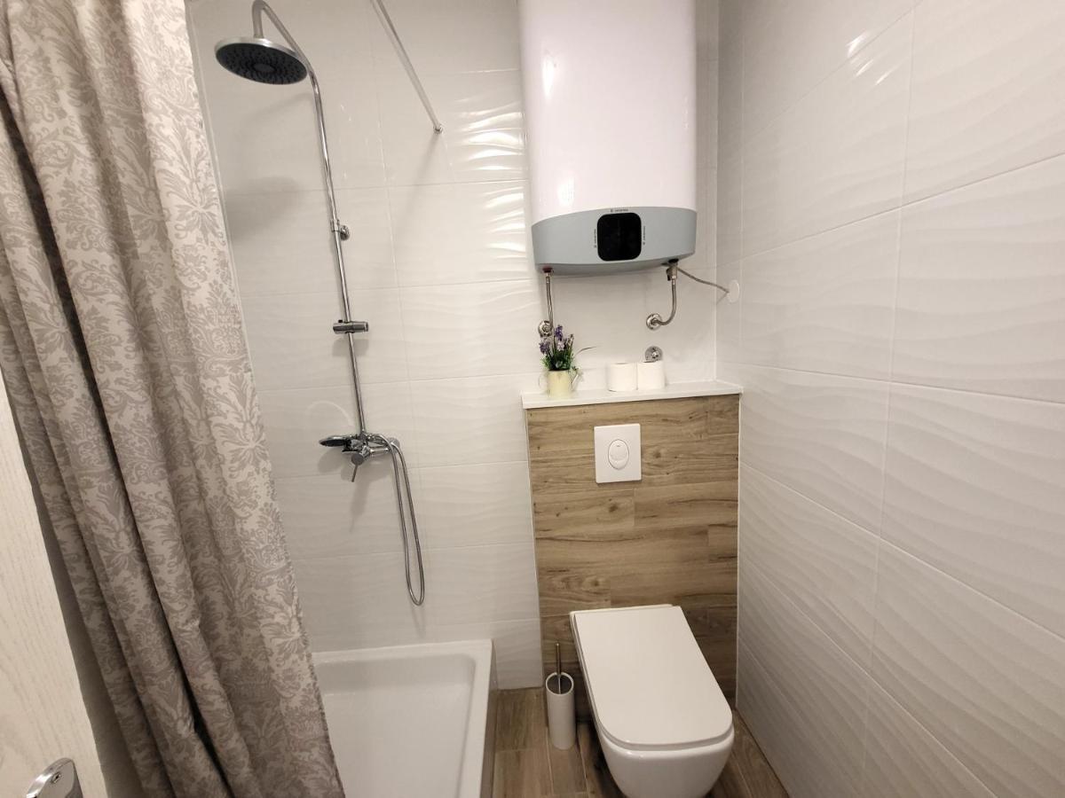 Mali Apartman U Centru Makarska Luaran gambar